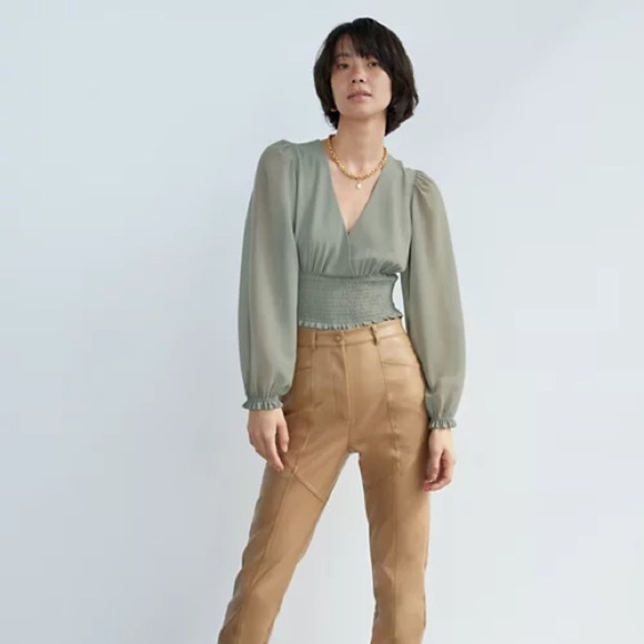 Aritzia Wilfred Wistful Blouse - Picture 4 of 6
